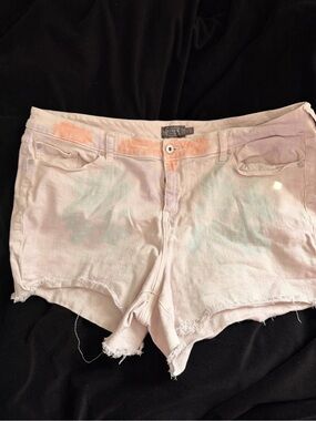 torrid Pastel Tie-Dye Frayed Hem Denim Shorts